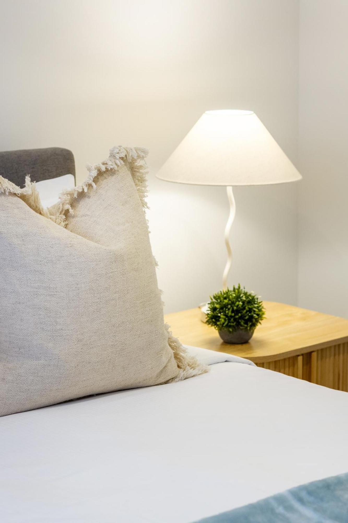 Cozy And Chic In Central Christchurch Exteriör bild